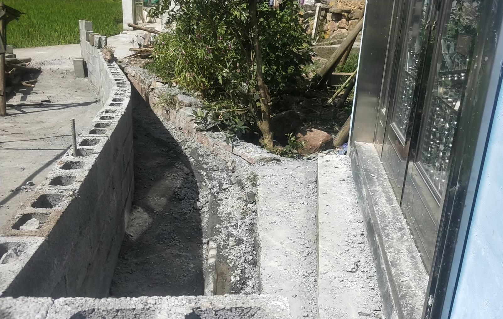 纠纷|凤凰：住房无路可出行，执行和解化纠纷