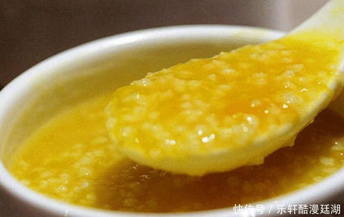 美食|分享一款奶香口味的南瓜小米粥,甜香味美又营养,孩子特喜欢