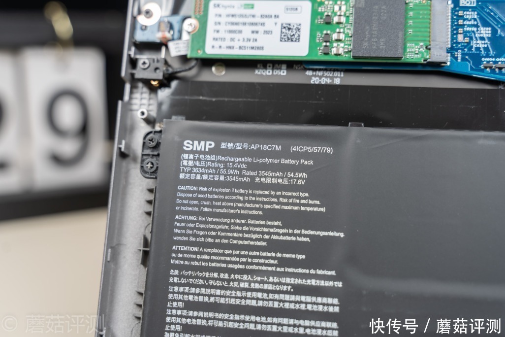  翻转|极致轻薄，自由翻转，细节出众、宏碁蜂鸟Spin 5百变2K轻薄本 评测