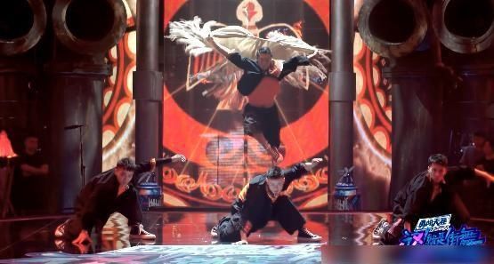  大比分|肖杰三人组大比分获胜，主题有点偏离，王一博表情变化戳中笑点