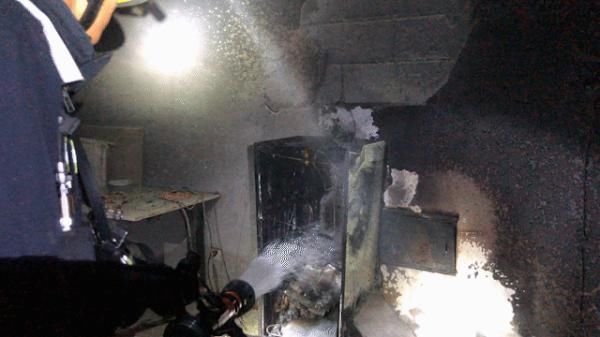  夏季|冰箱竟会深夜“自焚”，夏季安全用电需注意这些