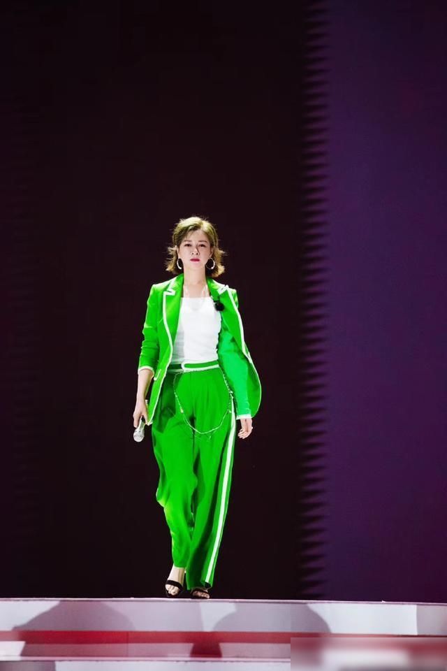  cue|杜华cue陈学冬，说错王一博角色名，被赵丽颖喊大姐！