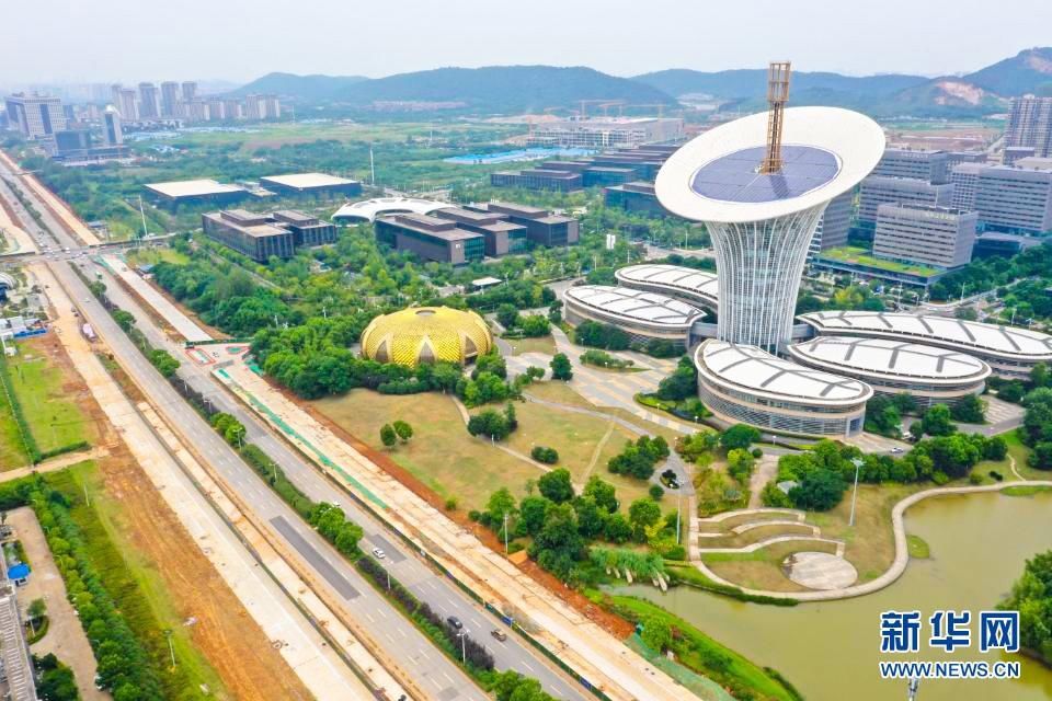  通车|营造四季美景助力城市排涝 武汉光谷高新大道辅道将通车