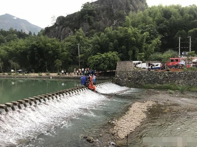  噩耗|噩耗不断!13岁女孩游泳被吸入排水管身亡,5少年野泳3人溺水身亡