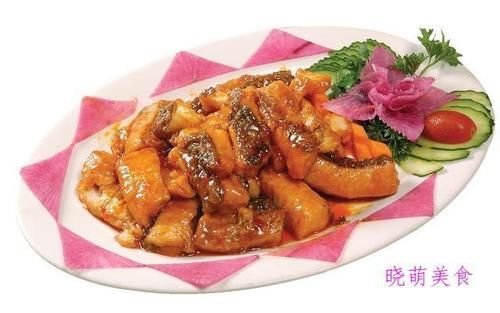 搅拌均匀|麻辣鱼片、泡椒猪脚、红烧咸鱼、孜然里脊的家常做法美味下饭