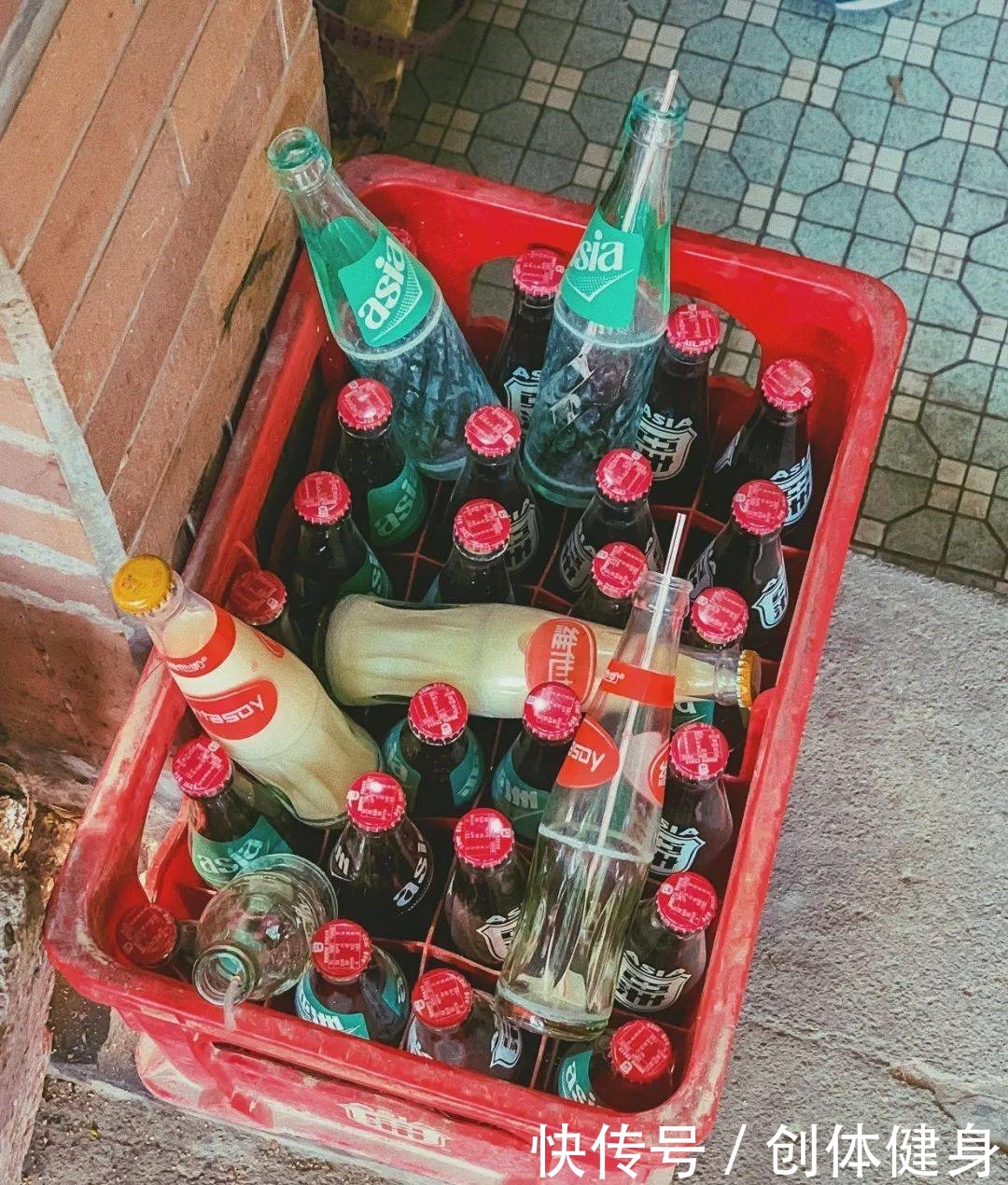 饮料|童年的陪伴,广州这些8090后的童年快乐水,你喝过么