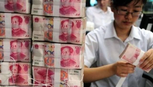  贫穷|如果在银行存10亿现金，行长会如何招待？贫穷限制了我的想象