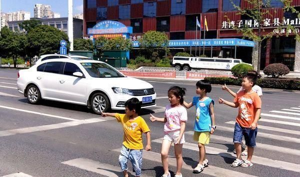 习惯|孩子四岁前,要让孩子养成这12个习惯,错过这个时间,以后会很难