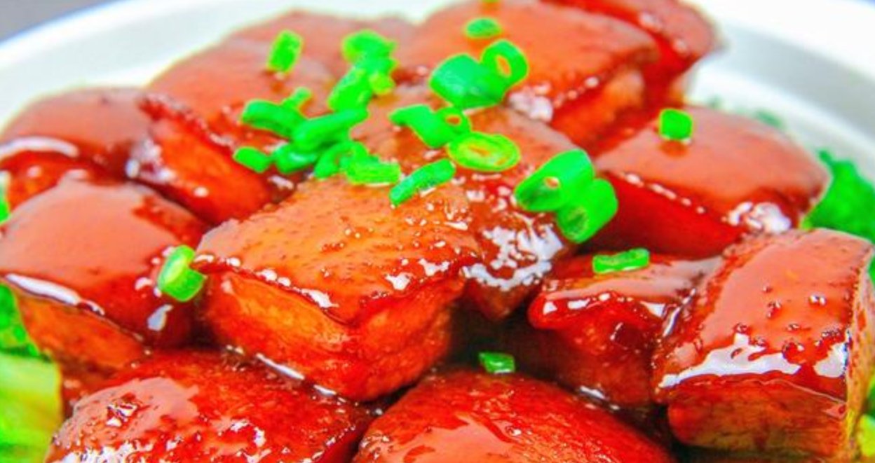 干净|做红烧肉,别急着下锅!大厨教你一招,肉质软糯不油腻,入口即化