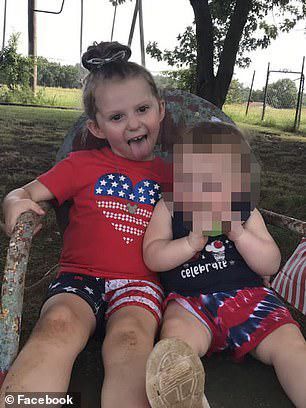  情况危急|美国3岁女孩死于汽车闷热，她的妹妹也昏迷不醒，情况危急