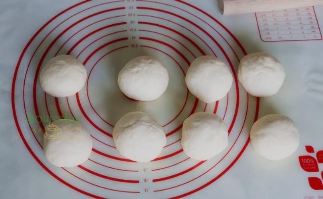  面包|烘焙9年，这个面包方子用了8年，蓬松香软不塌陷，最靠谱了!