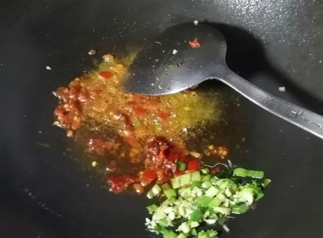 美味|麻婆豆腐简单又好吃的家常做法，麻辣鲜香，嫩滑不碎，美味更下饭