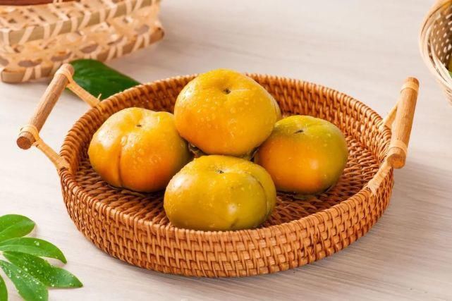 苹果|自带“冰糖心”的云南脆柿,爽似苹果,香甜不带涩