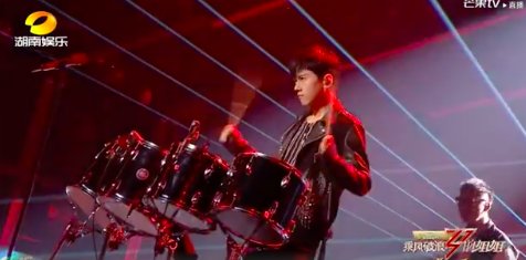  假唱|《乘风破浪》大烂尾，300多小时训练成假唱，宁静拿第一却被狙击