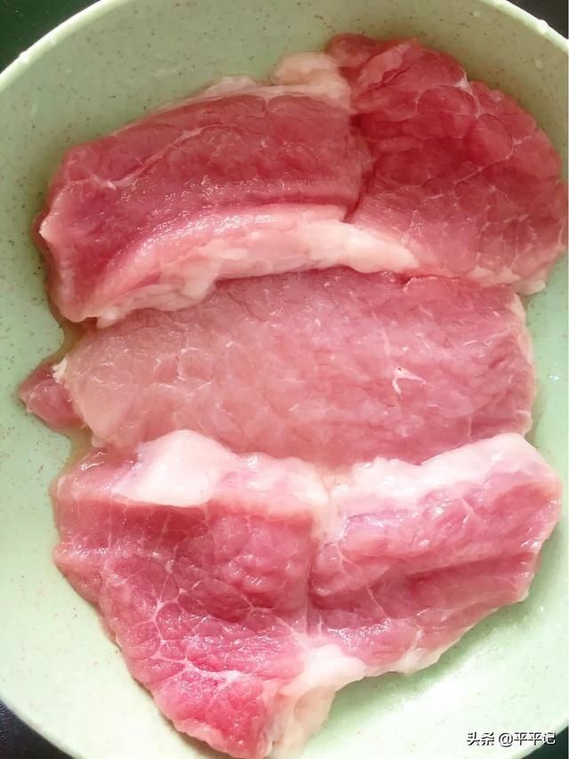  好吃|香酥猪排不用排队买，在家30分钟搞定，外脆里嫩，超好吃