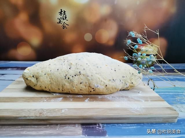  滴水|这杂粮营养可比牛肉，不加1滴水，蒸成风味南瓜馒头，有嚼劲