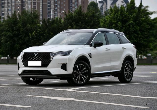 看起来|启辰星SUV，190马力+LED矩阵灯，轻混+高智能，旗舰不足15万