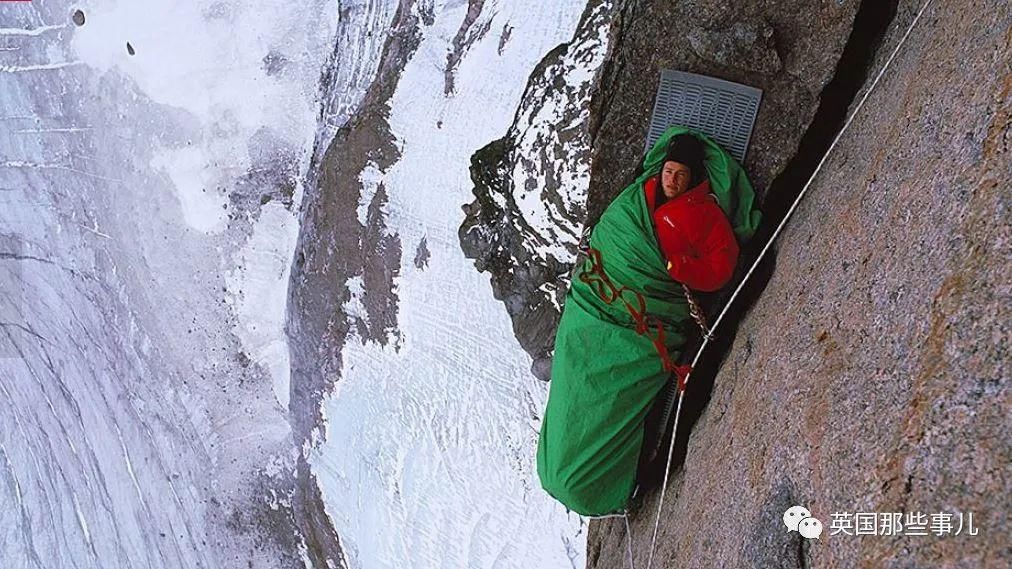  千米|英国一家四口同时登顶海拔3千米高峰，最小的娃才3岁?!!