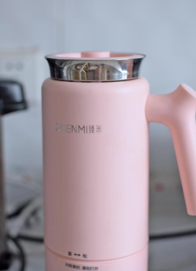 提前做好|秋天的早餐少不了它，做成豆浆比普通豆浆营养，每天一杯精神饱满