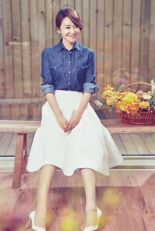 近乎|“风情”闫妮:千娇百媚的彪悍,近乎孩子的简单