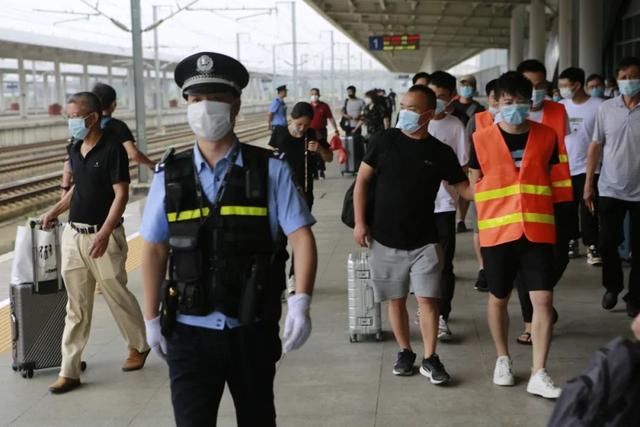 潜入|警惕！骗子“潜入”抖音了