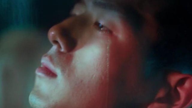  之谜|《抵达之谜》：李现，不太像小镇混混，还可以再粗粝一点！