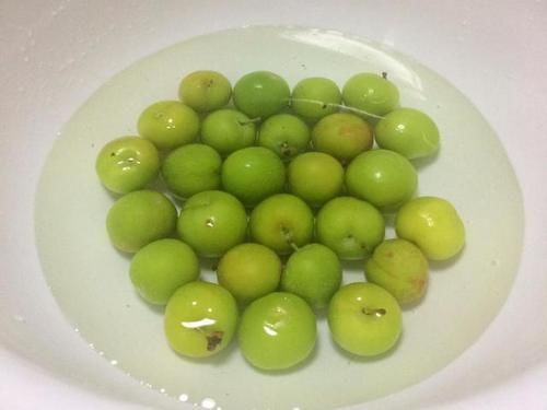  初秋|初秋女性朋友要多吃它，5元钱2斤，清脆爽口，常吃淡斑养颜！