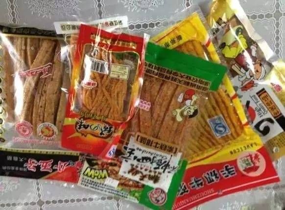 爆款|回忆杀！小时候的75种爆款零食，居然有小编没吃过的，你吃过几种