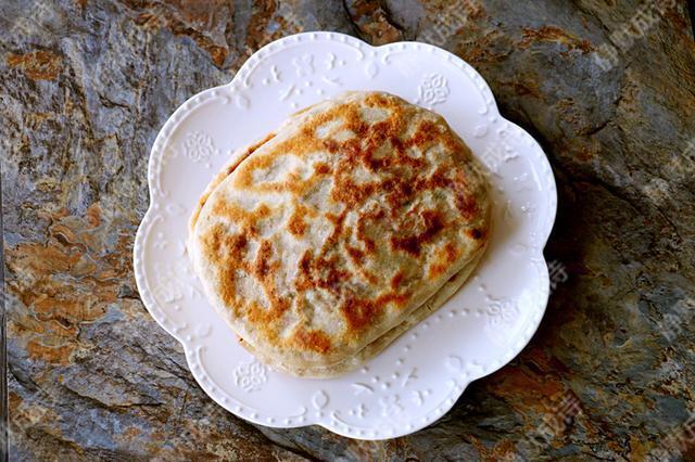 饺子|自从学会千层饼此做法,家里三天两头就要吃一次,雷打不动