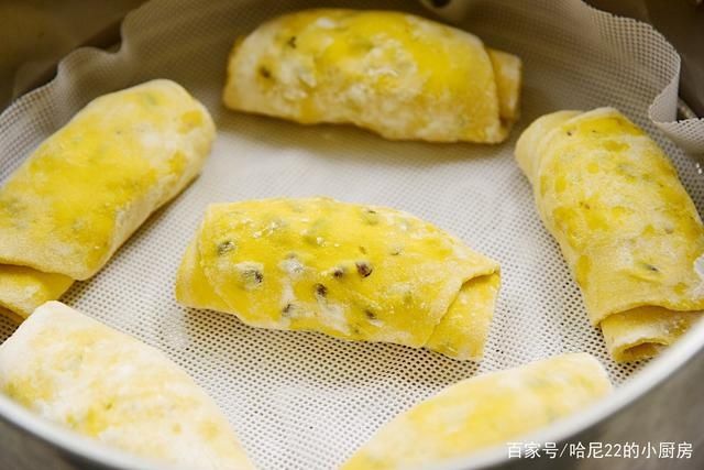 季节|8月,南瓜的季节,好吃又实惠,加入红豆一卷一蒸,超美味