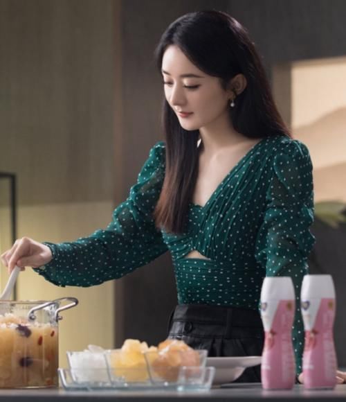  中餐厅|赵丽颖拍中餐厅宣传片，煮银耳汤却忘记放糖，网友：担心的事情还是来了
