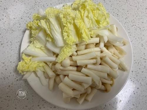  大鱼大肉|天气炎热，多给家人喝这碗汤，低脂高蛋白营养好，赛过大鱼大肉