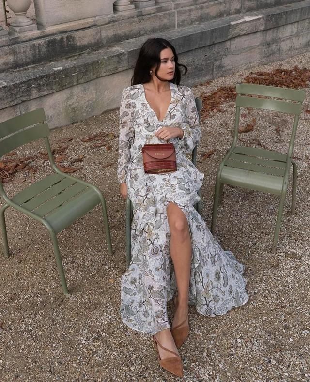 裙子|早秋最美的5条裙子，可以安排了