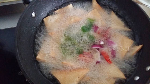 食材|夏天,豆腐这样做又香又开胃,几天不吃就倍馋,做法简单,女人要吃