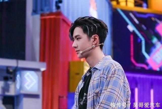 选手|选手舞蹈抄袭王一博霸气叫停,网友:他自己的舞蹈不也抄袭了吗