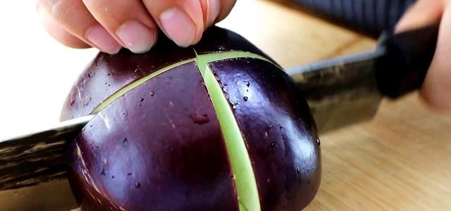  我家|我家每年都吃的“腌茄子”做法，1下子做10斤，吃半年都不坏