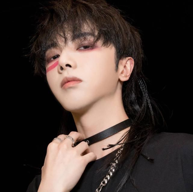  中餐厅|《中餐厅》向赵丽颖道歉引热议，想起华晨宇曾经说的一句话，佩服