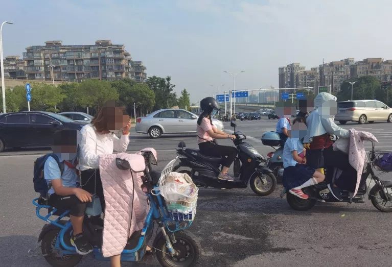 刚刚|刚刚，扬州开出首批“不戴头盔”罚单