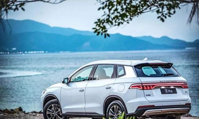 能量|小车身也能蕴藏大能量，比亚迪宋pro告诉你，什么叫＂性价比之王＂