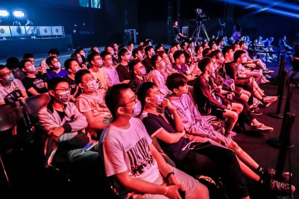 五大|观众招募：常规赛收官之战！五大奖项即将揭晓