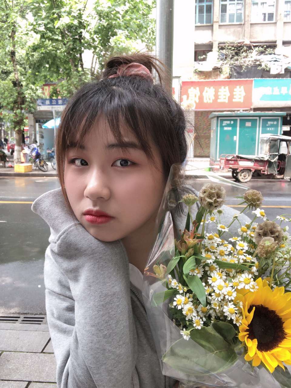 怡红|中奖1.4万个鸡蛋的锦鲤女孩”罗怡红:分享好运,传递正能量