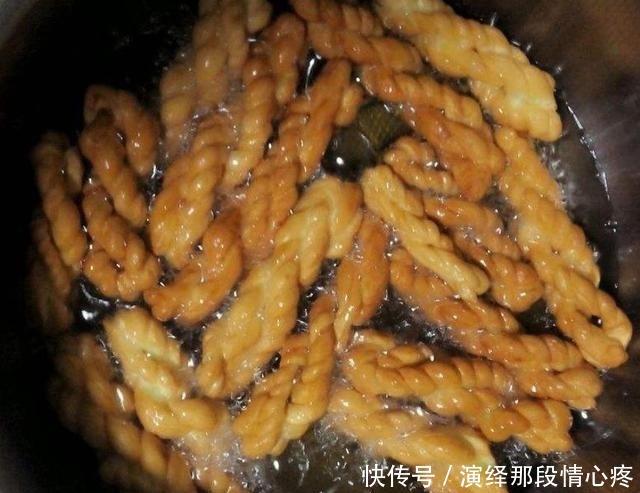 鸡蛋|一个鸡蛋，两碗面粉，三两下做一锅，酥脆可口，过年全家抢着吃