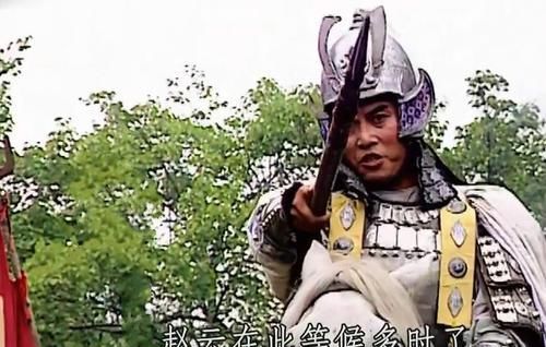 诸曹|诸曹夏侯偷笑，张郃许褚想哭：不管张飞有没有喝酒，都别去招惹他