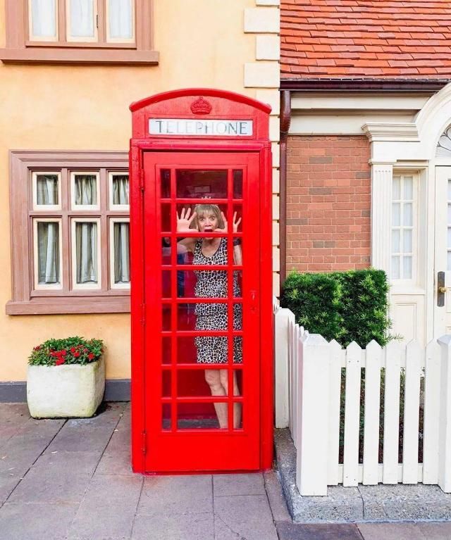  比基尼|62岁离婚恢复单身的奶奶，68岁穿比基尼、独自环游世界火遍全网！