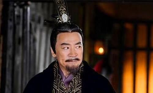 可惜太|他可以左右朝廷罢免皇帝, 但却比不了一个比丘尼, 无法浴火重生
