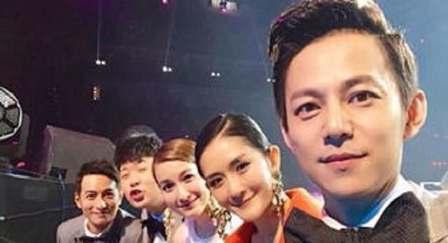  档综艺|她终于被轰出快乐家族, 何老师挥手告别, 网友: 早该走了