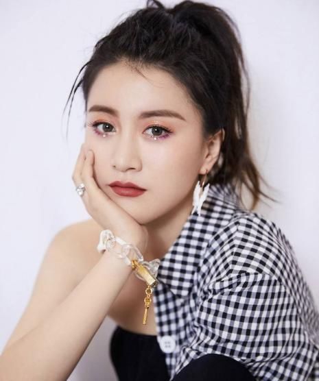 参加|参加《中国好声音》未夺冠的她,却嫁给了爱奇艺总裁,成人生赢家