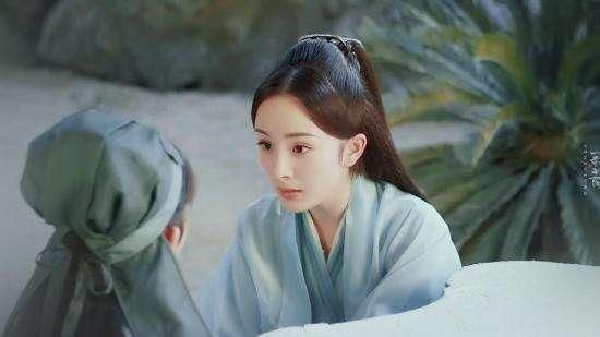  骨火|神仙选角，《隐秘的角落》三个小戏骨火了，这些后浪们，够浪的！