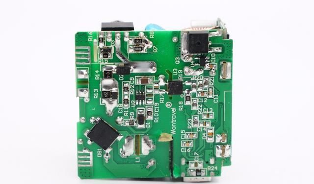  充电|万旅45W快充旅行转换插座拆解，一个便可走遍世界