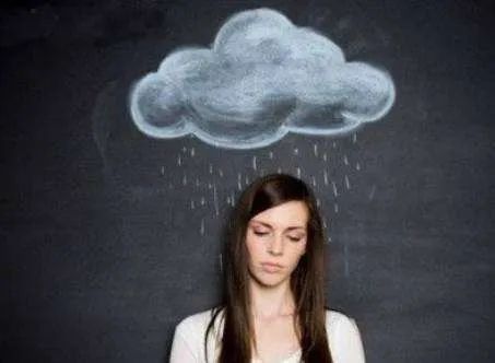  洪金宝|68岁洪金宝近照被疯传，暴瘦脱相：纵欲上瘾可能正在惩罚你....